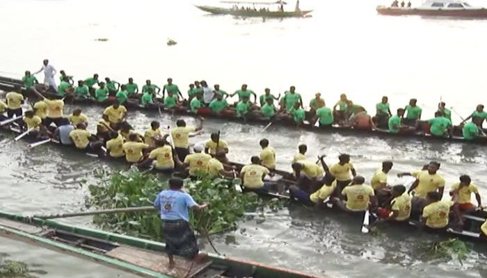 প্রধানমন্ত্রীর জন্মদিনে তুরাগ নদে নৌকাবাইচ