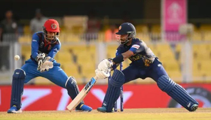টস হেরে ব্যাটিংয়ে শ্রীলঙ্কা
